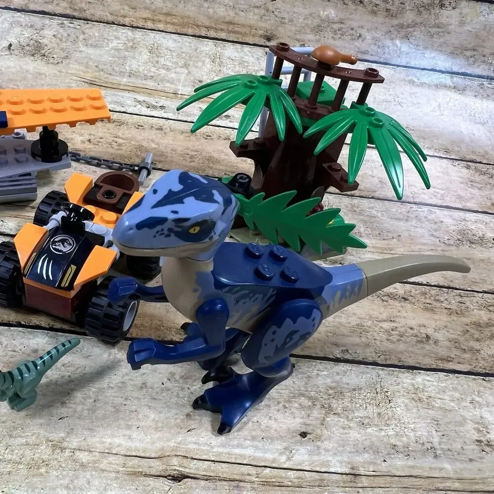 LEGO Jurassic World: Velociraptor: Biplane Rescue Mission (75942) 100% COMPLETE